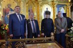 Представители власти и общественности поздравили православных с праздником Пасхи