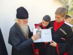 Молодые казаки пообщались с духовником Майкопского казачьего отдела